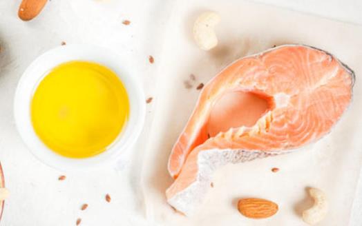 減脂期飲食基礎(chǔ)指南 保證三餐的攝入節(jié)食沒用