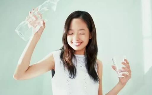 給皮膚補水 補水應知