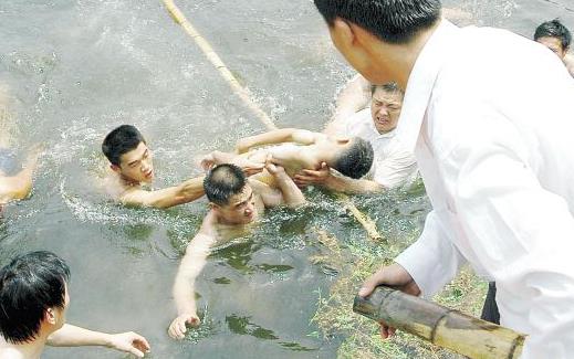 掌握溺水急救常識 給溺水兒童爭取更多的存活希望