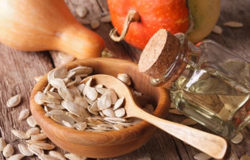 腎好的人,都有這幾個(gè)特征,牢記三個(gè)養(yǎng)腎方,腎一天比一