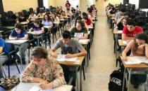 ?考試緊張?jiān)斐尚睦碚系K 緩解考試壓力有妙招