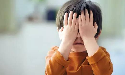 引起孩子視力下降的原因 預防從小培養良好用眼習慣