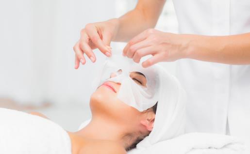 怎樣可以讓皮膚變白?