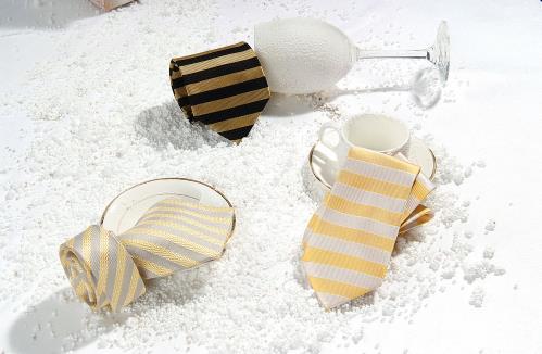 用不到一分鐘,就能打出漂亮的領(lǐng)帶