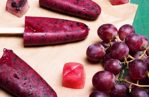 葡萄搭配其它水果做成綜合果汁,風味更獨特