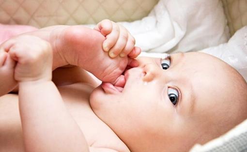 寶寶不穿襪子的好處