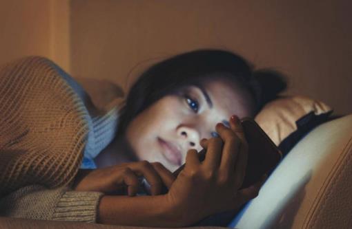 上廁所玩手機？你不知道痛有多深