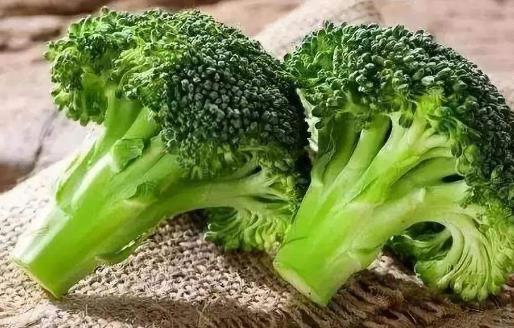 趁熱吃帶來的健康危機(jī) 推薦12大頂級抗癌食物