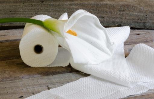 為什么衛生紙有黃色和白色?實話告訴你:這種很臟,不要