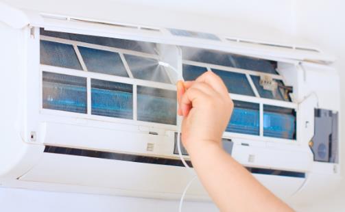 空調不清洗,長期使用對身體怎么樣?也許會滋生螨蟲,別