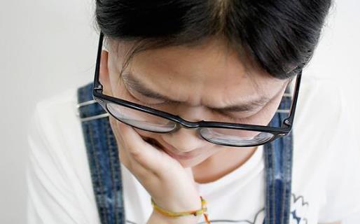 為何會(huì)有蟲牙?是糖吃出來的,還是蟲子咬的?大部分家長