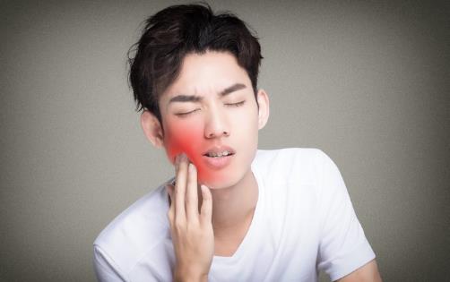 為何會(huì)有蟲牙?是糖吃出來的,還是蟲子咬的?大部分家長