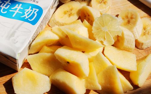 新鮮香蕉,用清水洗一洗,更利于保存?告訴你這是謠言還