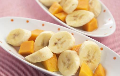 新鮮香蕉,用清水洗一洗,更利于保存?告訴你這是謠言還