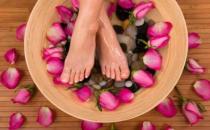 腳為精氣之根 中醫推薦泡腳方法