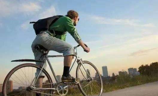 脂肪肝病人合理進(jìn)行運(yùn)動(dòng) 選擇最適合自己的運(yùn)動(dòng)