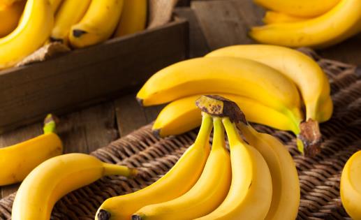 熬夜易致皮膚受損抵抗力下降 通過膳食調(diào)整得到補(bǔ)救