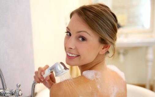 熱水和冷水洗澡有什么區別？洗澡有什么禁忌