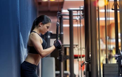 健身時(shí)出現(xiàn)這9種情況 你就要停下來(lái)了