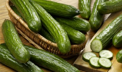 怎么自測體內(nèi)缺不缺水?缺水的危害有哪些?