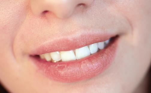 怎么自測體內(nèi)缺不缺水?缺水的危害有哪些?