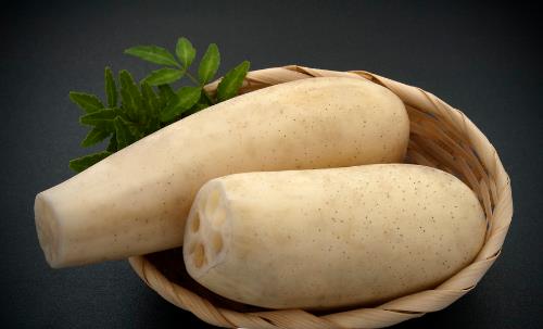 立秋之后要吃藕,七孔藕和九孔藕有區別嗎?搭配排骨食療