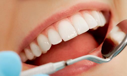 能美白牙齒的10種食物 對牙齒不好的5種食物