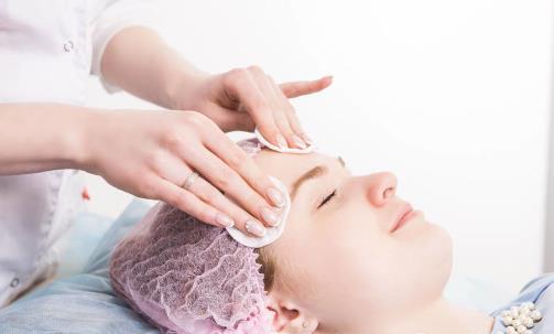 肌膚越洗越白皙的洗臉法 洗臉中最容易犯的錯誤盤點