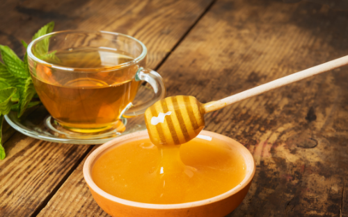 蜂蜜水緩解疲勞還可以改善睡眠 蜂蜜的正確食用方法