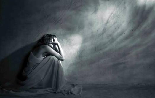 抑郁癥的5大飲食療法 辛辣腌熏的食物避免過量