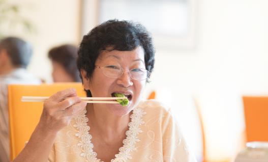 鈣對老年人健康很重要 老年人補鈣注意遠離三個誤區