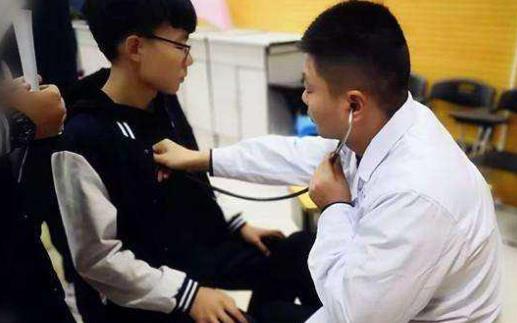 及時(shí)發(fā)現(xiàn)疾病的征兆 需要定期進(jìn)行體檢三類人