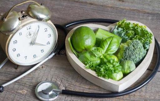 白領麗人為保持身體健康頭腦清醒 必須調整的飲食習慣