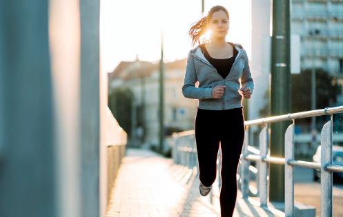 跑步會讓我們活的更久 但并不是跑得越多就越好！