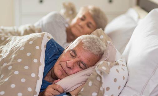 躺著睡不著 六妙招助你一覺(jué)到天亮