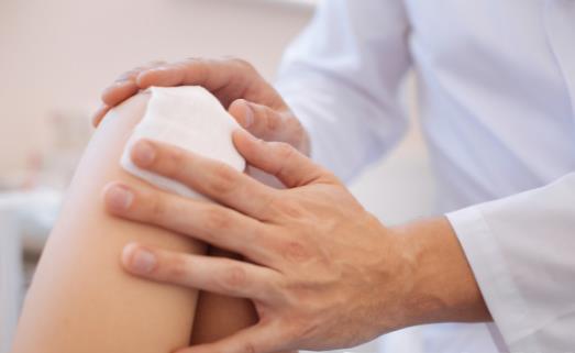 出現(xiàn)受傷流血及時(shí)的止血很重要 止血常見(jiàn)的四種方法