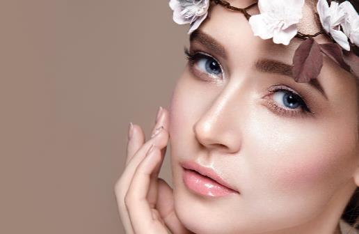 鼻子總是愛出油怎么辦 六招讓它干爽起來