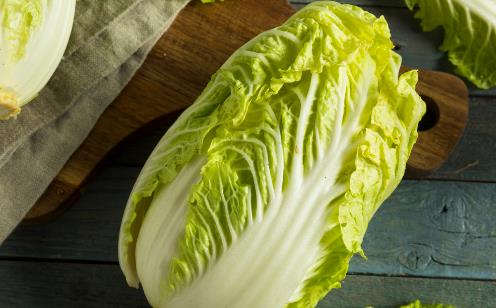 挑選大白菜時菜葉上長了小黑點(diǎn) 這樣的白菜能不能吃