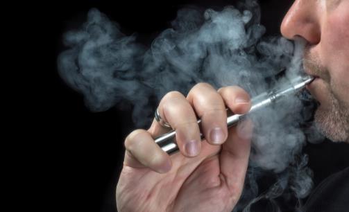電子煙擬納入控煙 電子煙對人體有什么危害