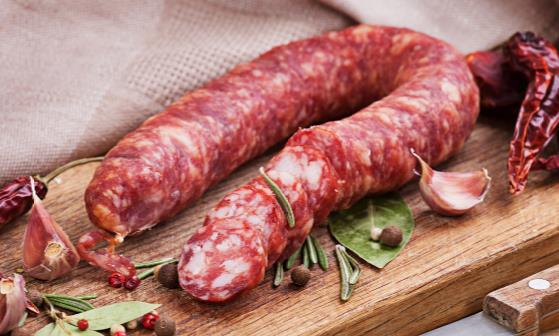 火腿腸和香腸有何不同 到底哪樣對(duì)人的身體健康有益處
