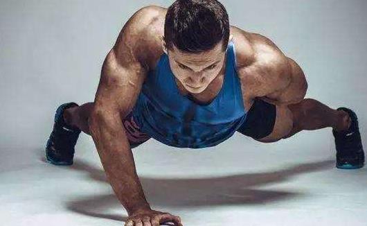 做俯臥撐的10個技巧 俯臥撐的8種練習方式