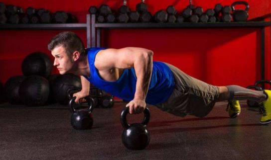 做俯臥撐的10個技巧 俯臥撐的8種練習方式
