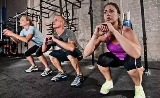 跳躍運動來減肥 波比跳VS開合跳