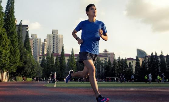 跑步減肥的正確方法關鍵點 保護膝蓋的習慣要養成