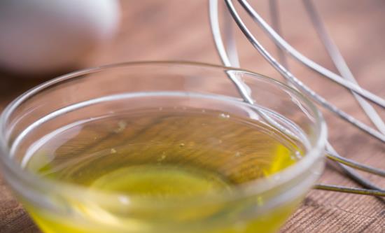 熱姜水可以治療牙周炎?出現(xiàn)這些癥狀警惕牙周炎