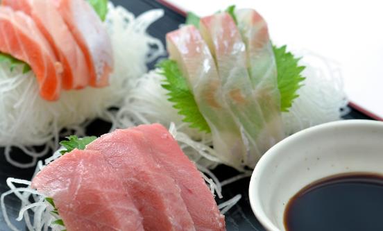 絕不能用來(lái)下酒的食物 喝酒禁忌歌助你酒后不傷身