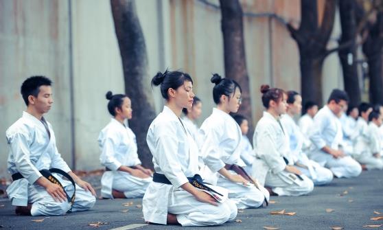 男人補腎的誤區 男人腎虛可以多跪坐