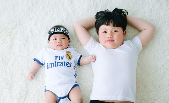 二孩之間矛盾大應不應該分開養 生活中堅持抓大放小的原則