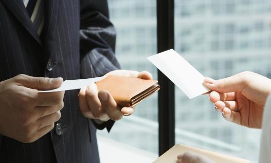 一張名片讓你打開(kāi)職場(chǎng)人脈 關(guān)于名片你要了解的知識(shí)