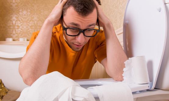 如廁時間過長的危害 上廁所也有健康學問